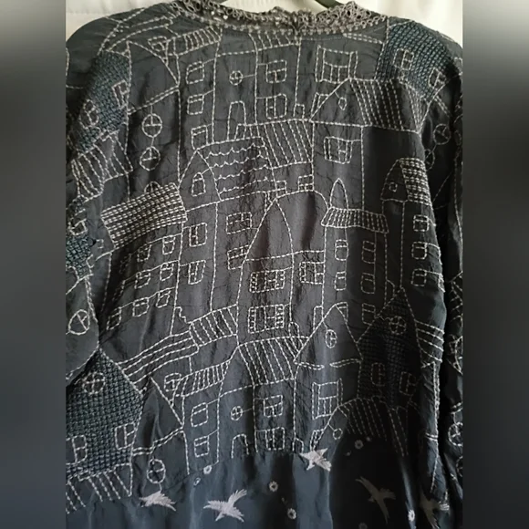 Johnny Was Size Large  Graphite Grey Bird & House Motif Sheer Kimono Cardigan. - Picture 13 of 16